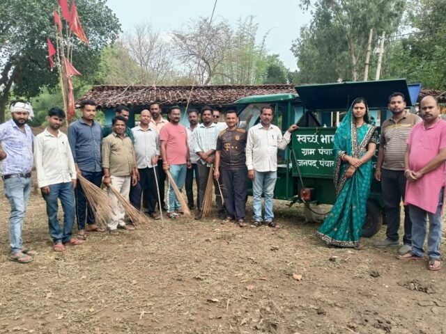 देवी अहिल्या बाई होलकर की 300वीं जयंती पर ग्राम पंचायत देवनगर मे स्वच्छताय एवं श्रमदान