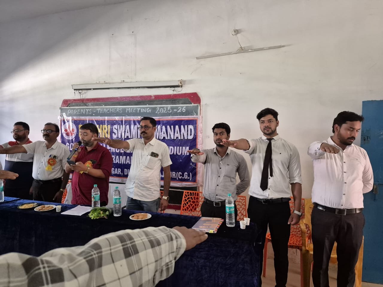 पीएम श्री सेजेस स्कूल रामानुजनगर में अभिभावक-शिक्षक बैठक संपन्न, नशा मुक्ति की दिलाई गई शपथ