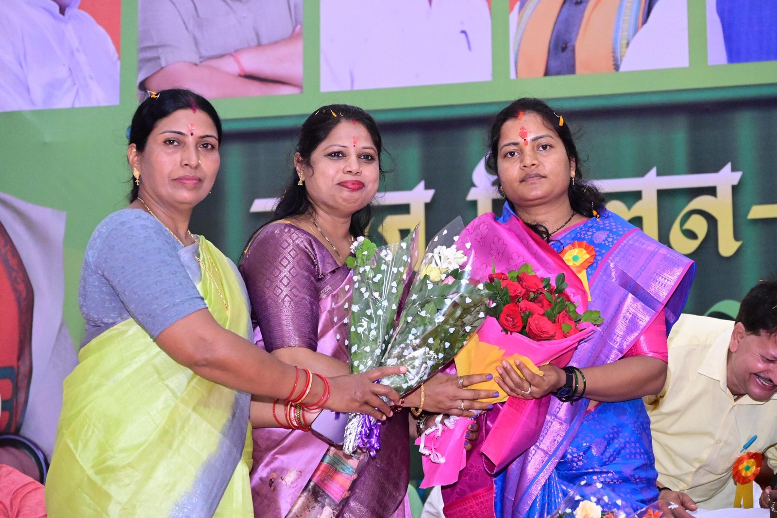 तीज का पर्व छत्तीसगढ़ की सांस्कृतिक और पारिवारिक परंपराओं का प्रतीक : मंत्री श्रीमती लक्ष्मी राजवाड़े