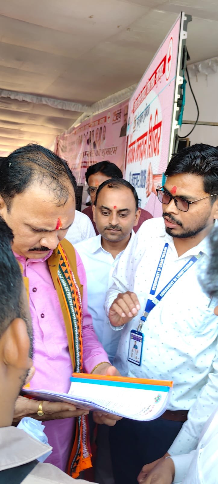 वेतन के लिए उठी आवाज, स्वास्थ्य मंत्री तक पहुंचा मामला! जीवन दीप कर्मचारियों ने मांगा अपना हक”<br>